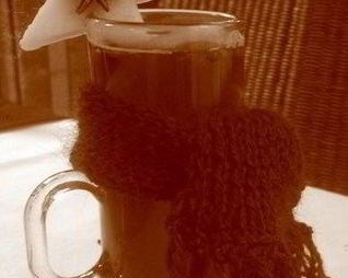 Чай с фруктами и корицей