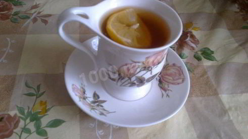 чай с лимоном и медом