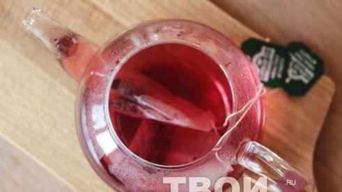 чай с ягодами