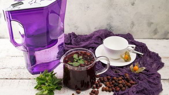 Рецепт Витаминного чая с черной смородиной и шиповником