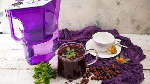 витаминный чай с черной смородиной и шиповником