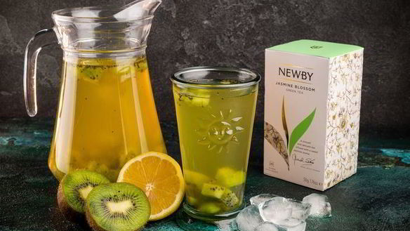 Рецепт Витаминного чая с киви и мятным сахаром