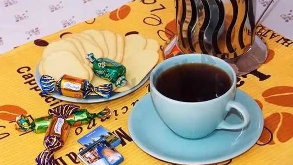 Рецепт Яблочного чая с апельсином и корицей