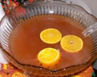 Горячий и пряный осенний пунш