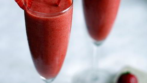 клубничный коктейль