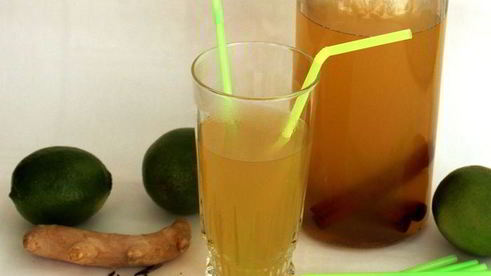имбирно-лаймовый лимонад на основе зеленого чая