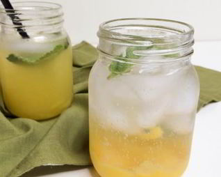 Напиток из манго