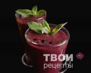 Чернично-банановый смузи