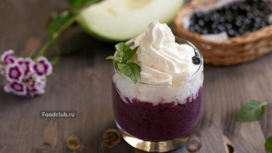Рецепт смузей из дыни с черникой
