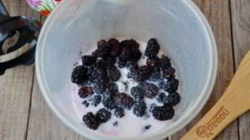 смузи с шелковицей