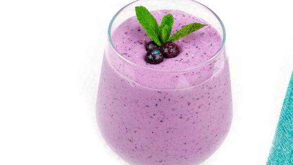 Рецепт Ягодного смузи Черничный маффин