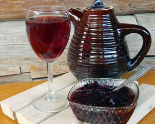 Вино из старого варенья