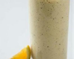 Витаминный напиток из чернослива и яблок