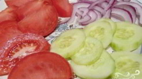 греческий салат с пастой