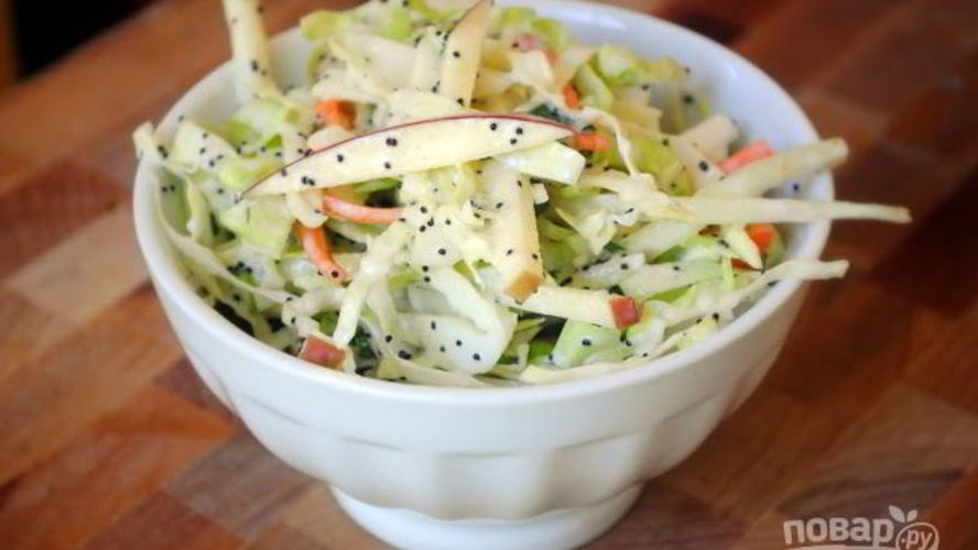 Рецепт капустного салата с яблоком
