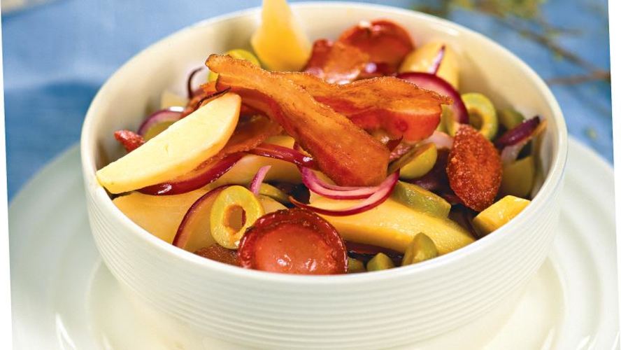 Рецепт картофельного салата с копченостями