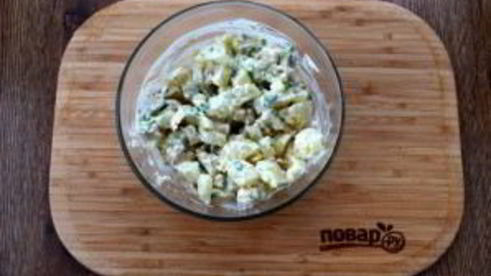 пряный картофельный салат с курицей