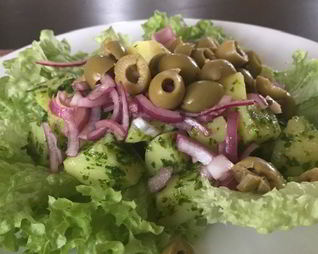 Салат с картофелем