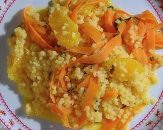 Марокканский салат из кускуса, апельсина и моркови