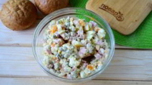 булочки, фаршированные салатом оливье