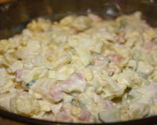 Диетический салат Оливье