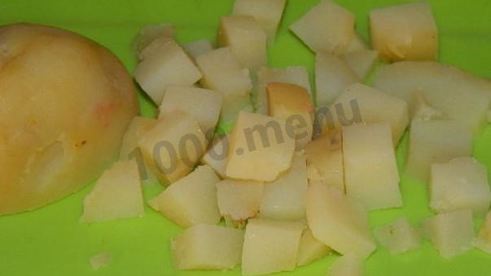 салат оливье с семгой и огурцом