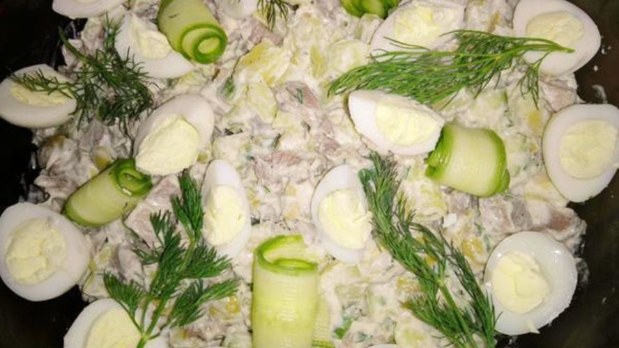 Рецепт салата оливье с языком и свежим огурцом