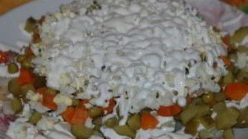 салат оливье со сметаной