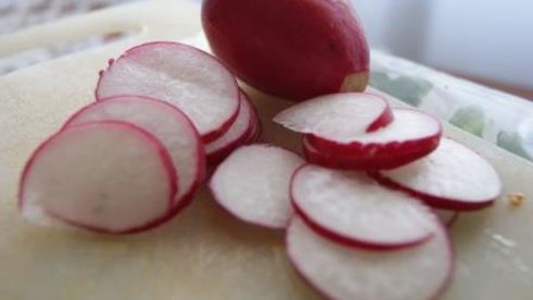 овощной салат с кус-кусом и моцареллой