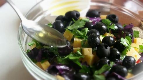 салат гармония маслины сыр помидоры без майонеза