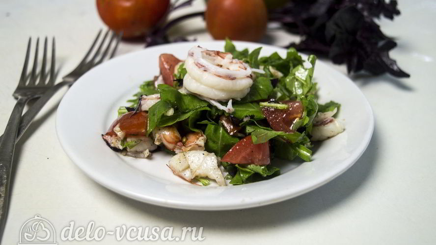 Рецепт салата из рукколы с креветками