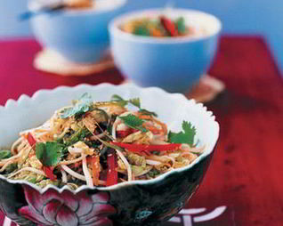 Салат из яичной лапши