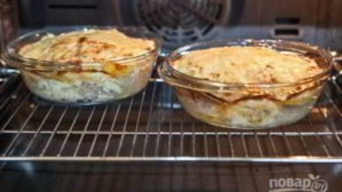 картошка под шубой в духовке со свининой