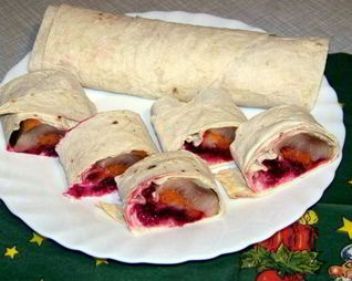 Рулет селедка под шубой в лаваше