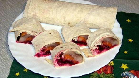 Рецепт Рулета селедка под шубой в лаваше