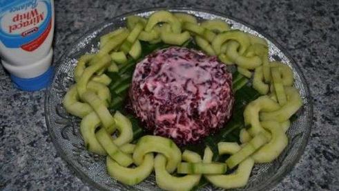 салат сельдь под шубой с яблоком