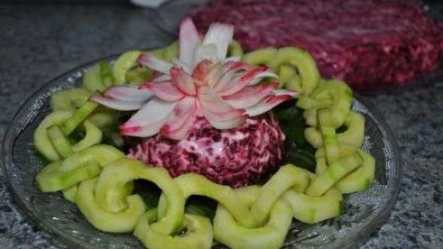 салат сельдь под шубой с яблоком