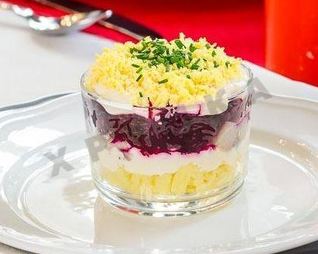 Веррин Селедка под шубой с яйцом