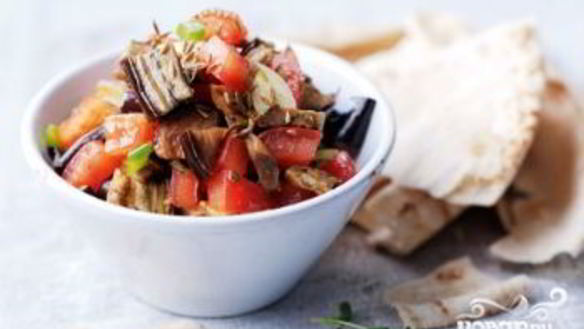 Рецепт Салата с баклажанами и курицей