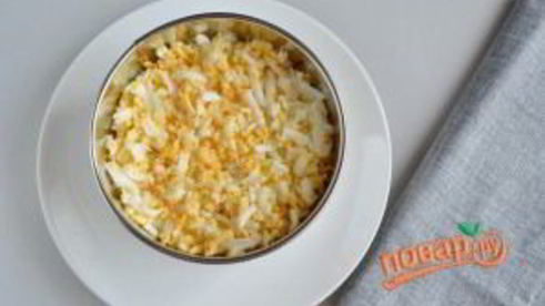 салат с сельдью фаворит