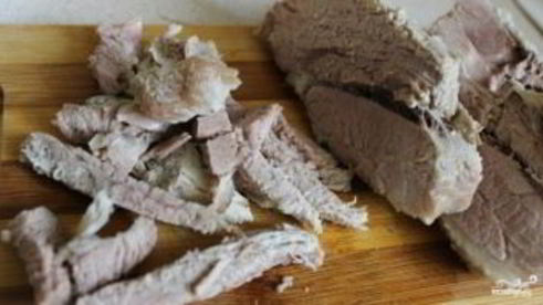 салат со свининой и луком