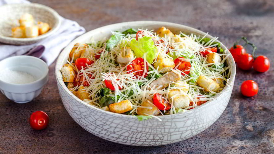 Рецепт салата цезарь с курицей