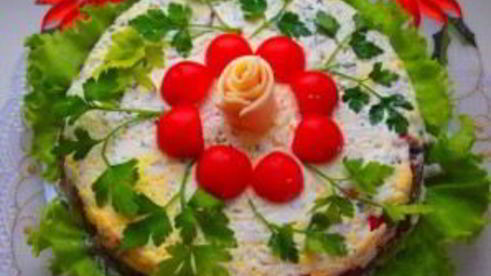 слоеный салат с грибами