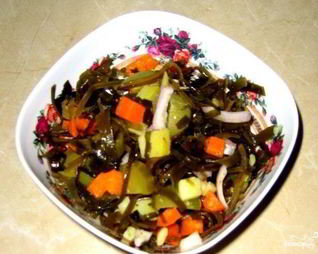 Вкусный салат из морской капусты