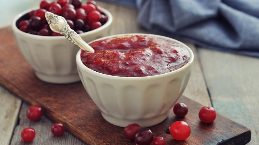 Рецепт брусничного соуса к утке