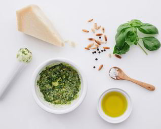 Пряный оливковый соус к салатам