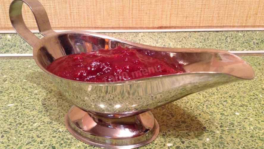 Рецепт сладкого сливового соуса на зиму