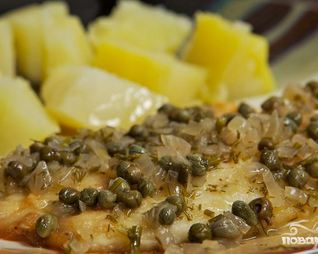 Соус для рыбы из вина, масла и каперсов