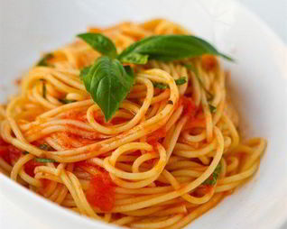 Томатный соус с апельсинами и хмели-сунели