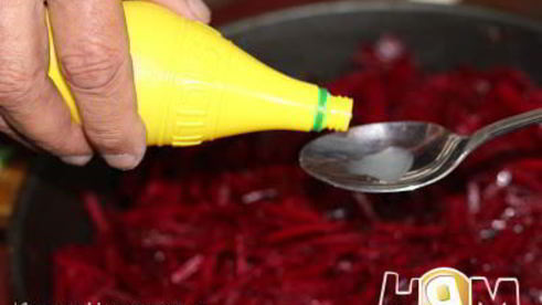 борщ с бычками по-одесски